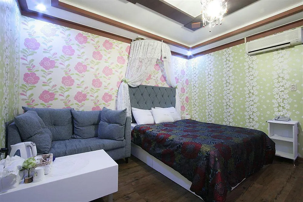 Vedu Hotel Herb 인천 2*,